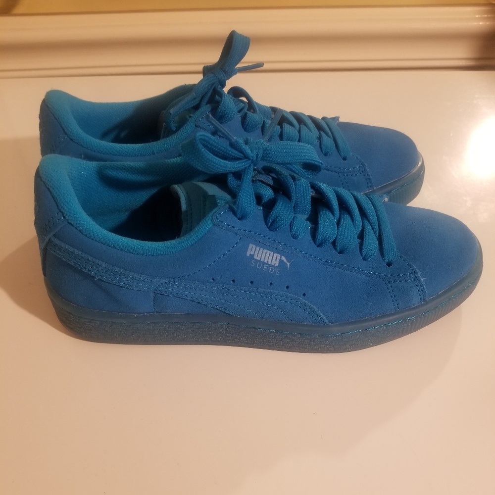 Puma shoes
